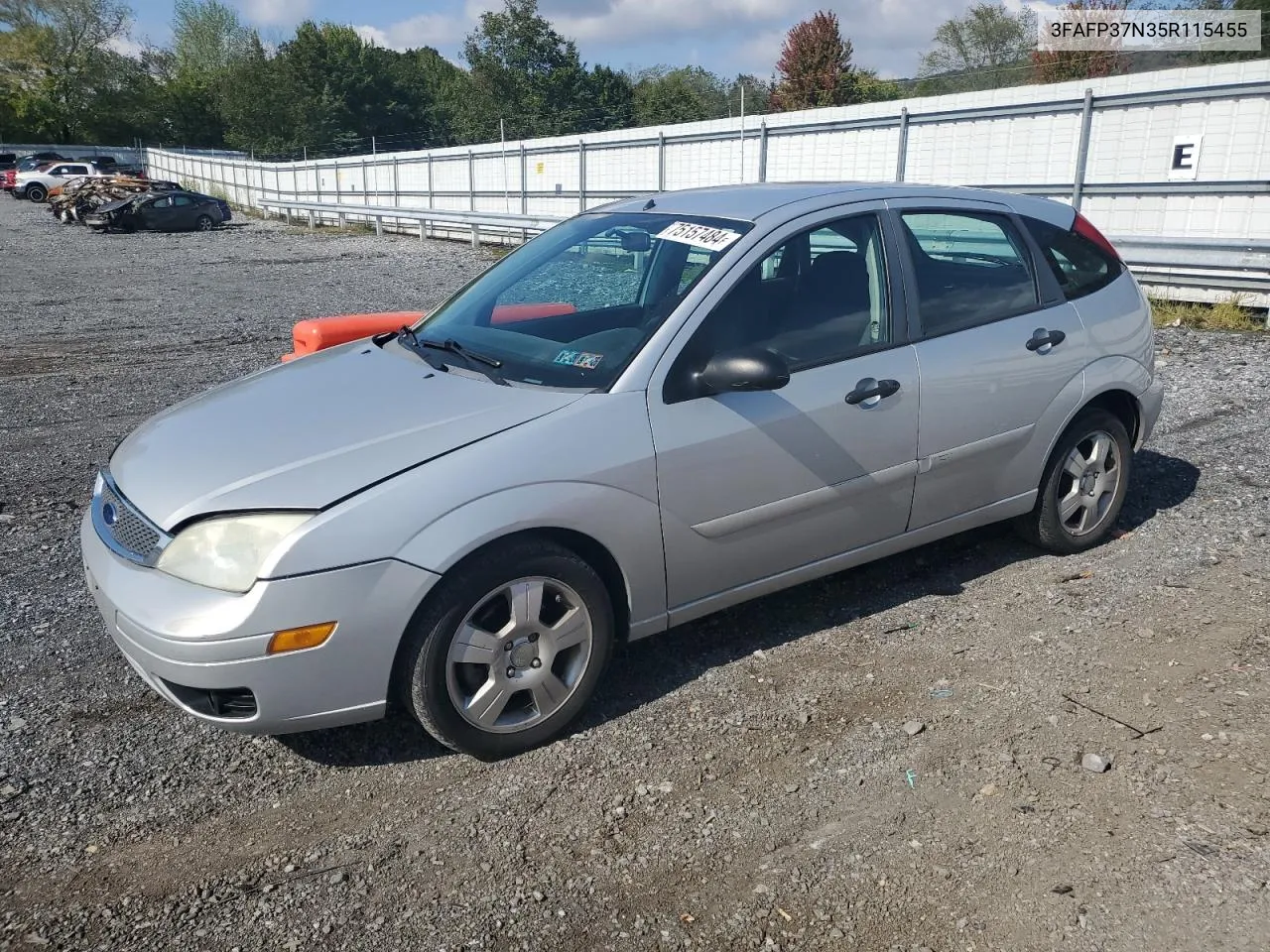 2005 Ford Focus Zx5 VIN: 3FAFP37N35R115455 Lot: 75157484