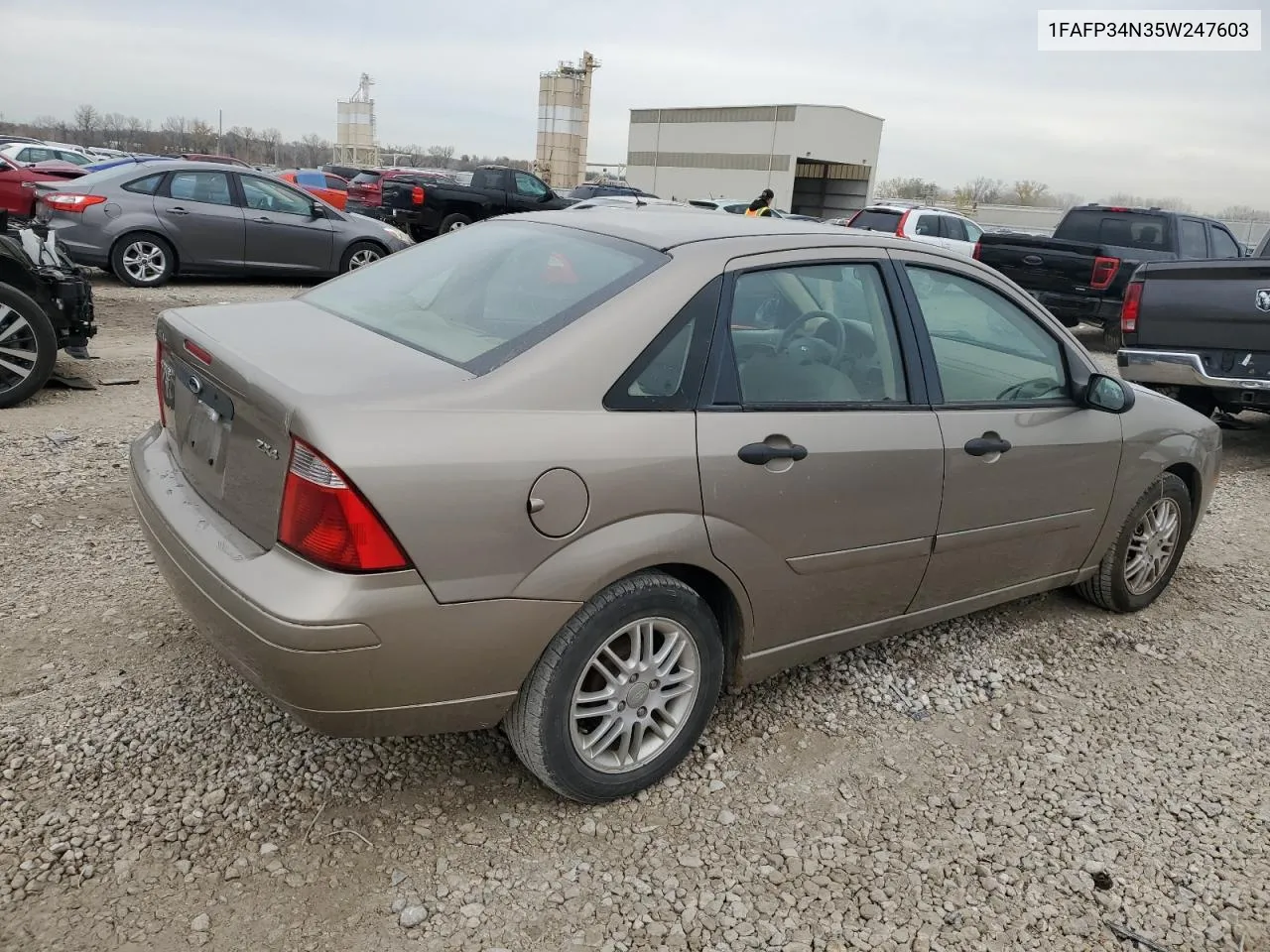 2005 Ford Focus Zx4 VIN: 1FAFP34N35W247603 Lot: 79930584