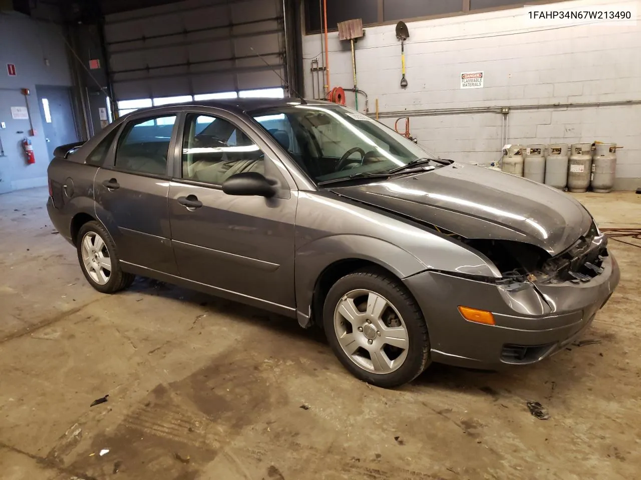 2007 Ford Focus Zx4 VIN: 1FAHP34N67W213490 Lot: 79293833