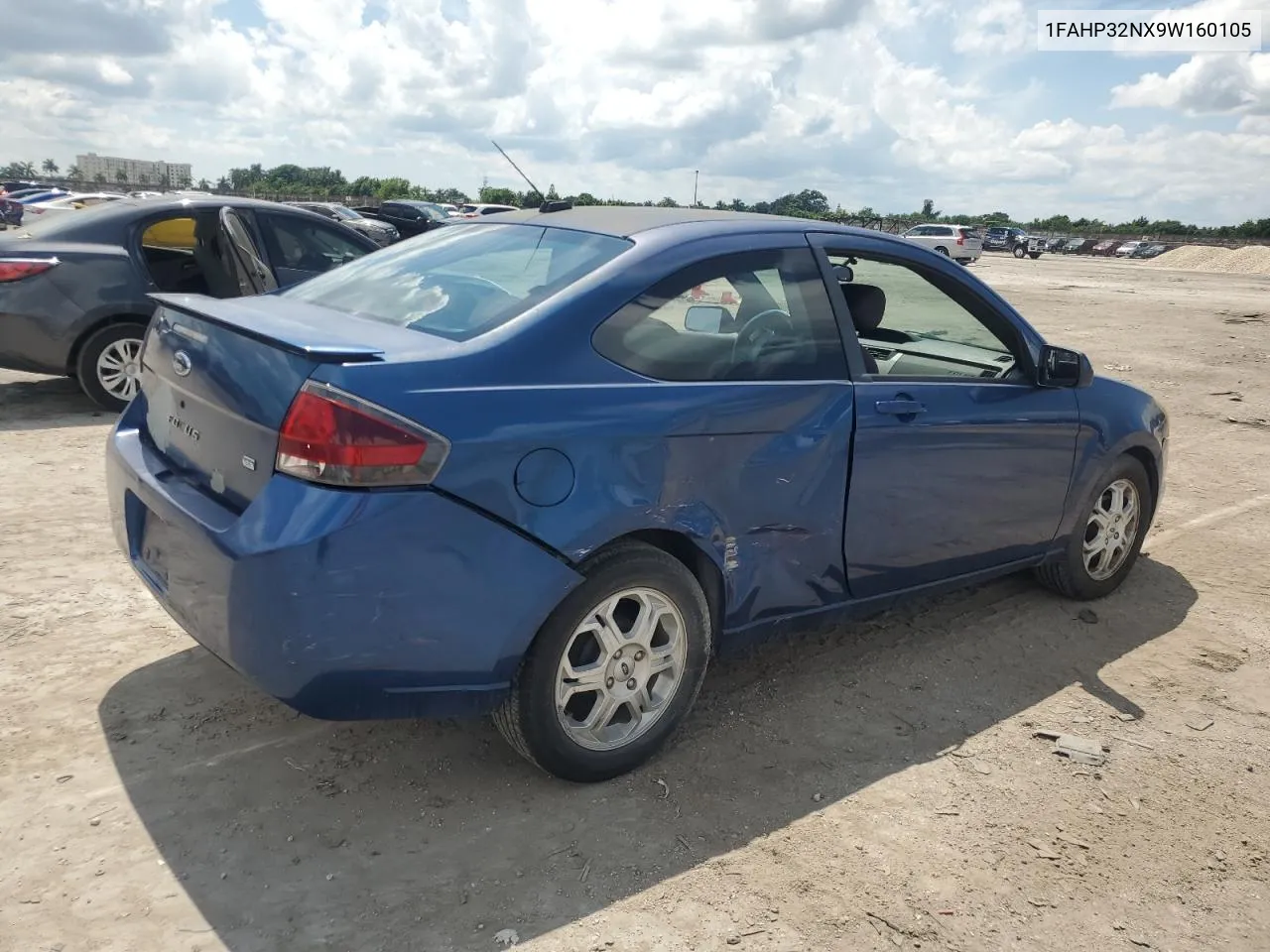 2009 Ford Focus Se VIN: 1FAHP32NX9W160105 Lot: 71786864