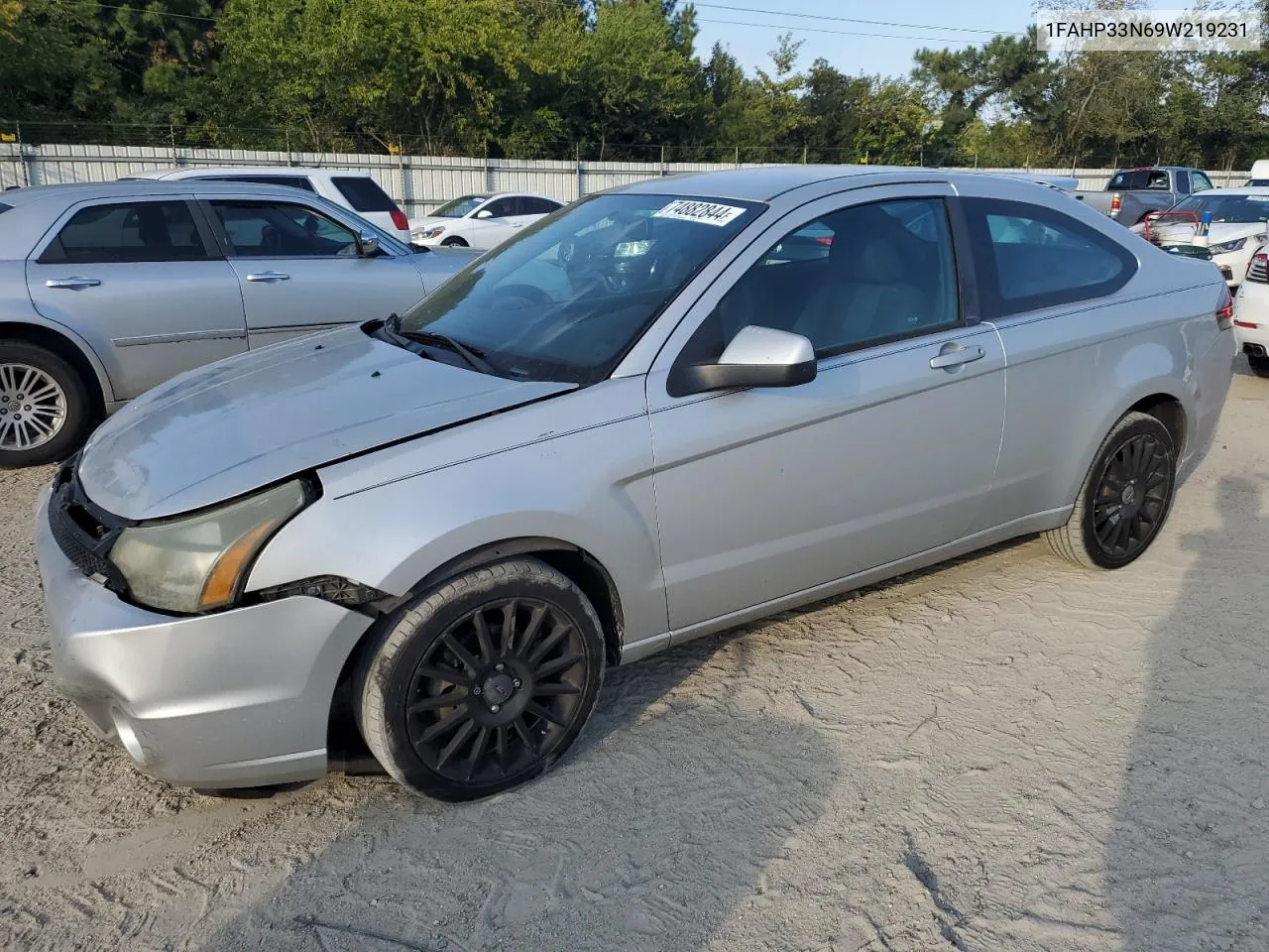 2009 Ford Focus Ses VIN: 1FAHP33N69W219231 Lot: 74882844