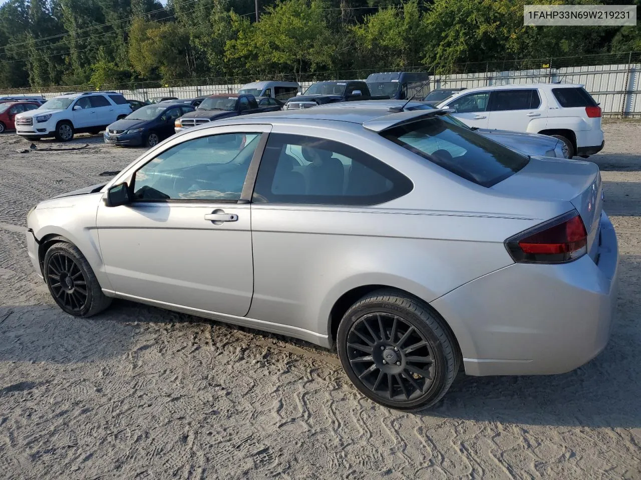 2009 Ford Focus Ses VIN: 1FAHP33N69W219231 Lot: 74882844