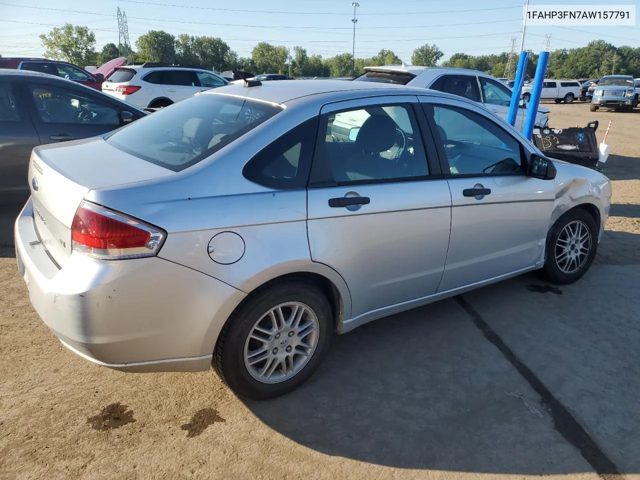 2010 Ford Focus Se VIN: 1FAHP3FN7AW157791 Lot: 70470154