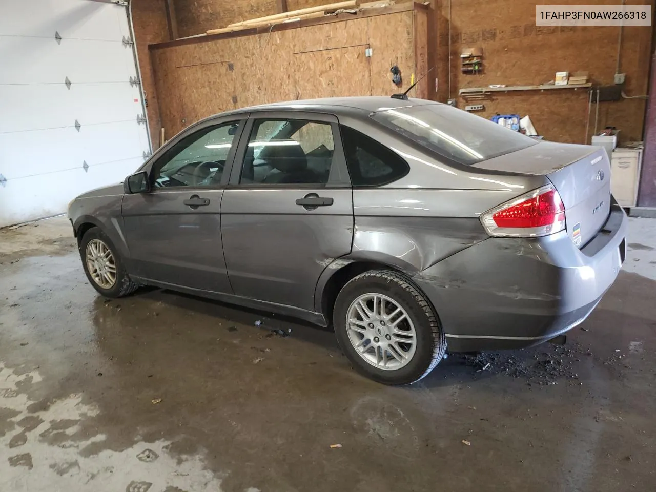 2010 Ford Focus Se VIN: 1FAHP3FN0AW266318 Lot: 75620464