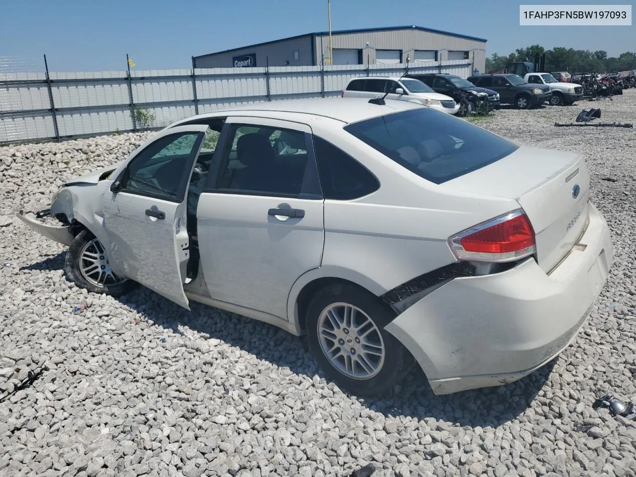 1FAHP3FN5BW197093 2011 Ford Focus Se