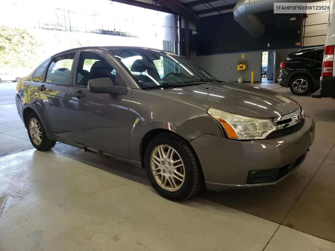 2011 Ford Focus Se VIN: 1FAHP3FN3BW123526 Lot: 71425524