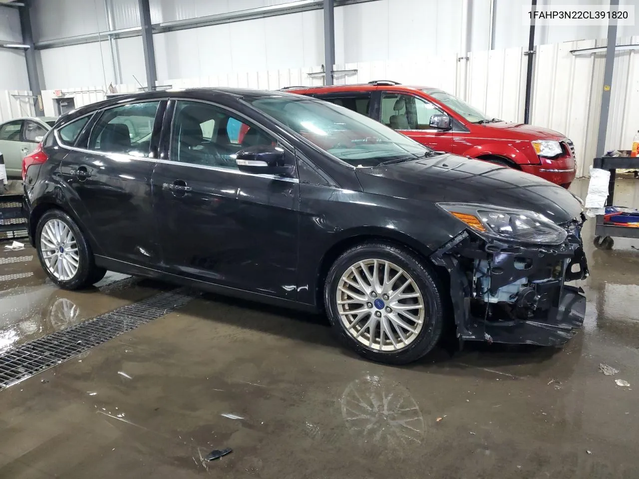 1FAHP3N22CL391820 2012 Ford Focus Titanium