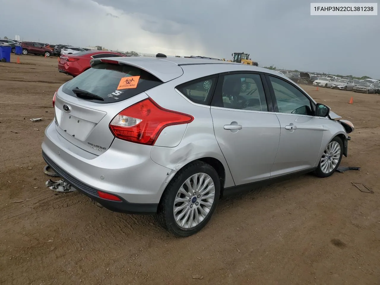 1FAHP3N22CL381238 2012 Ford Focus Titanium