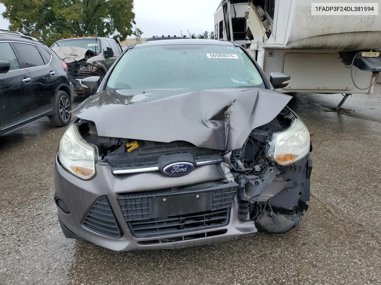 1FADP3F24DL381594 2013 Ford Focus Se