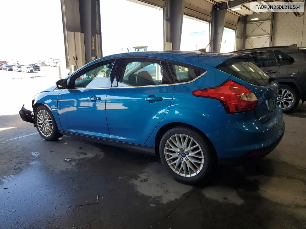 2013 Ford Focus Titanium VIN: 1FADP3N25DL210564 Lot: 69270204