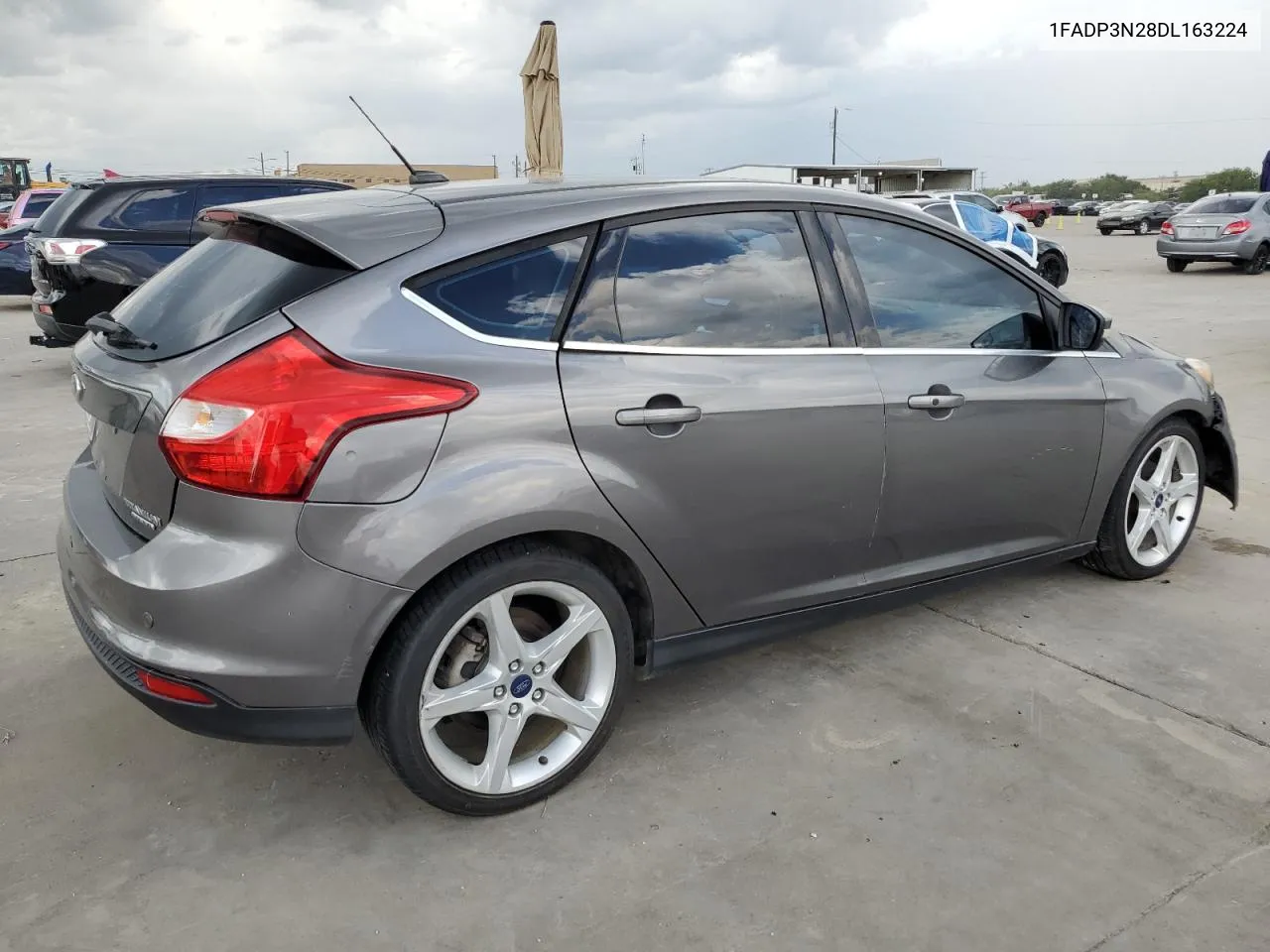 1FADP3N28DL163224 2013 Ford Focus Titanium