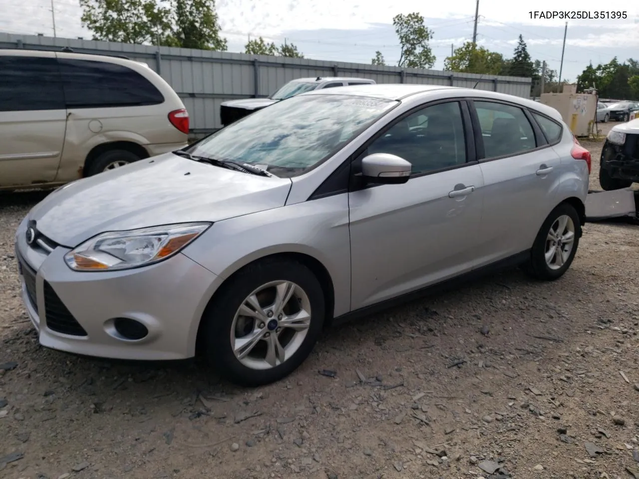 2013 Ford Focus Se VIN: 1FADP3K25DL351395 Lot: 70693554