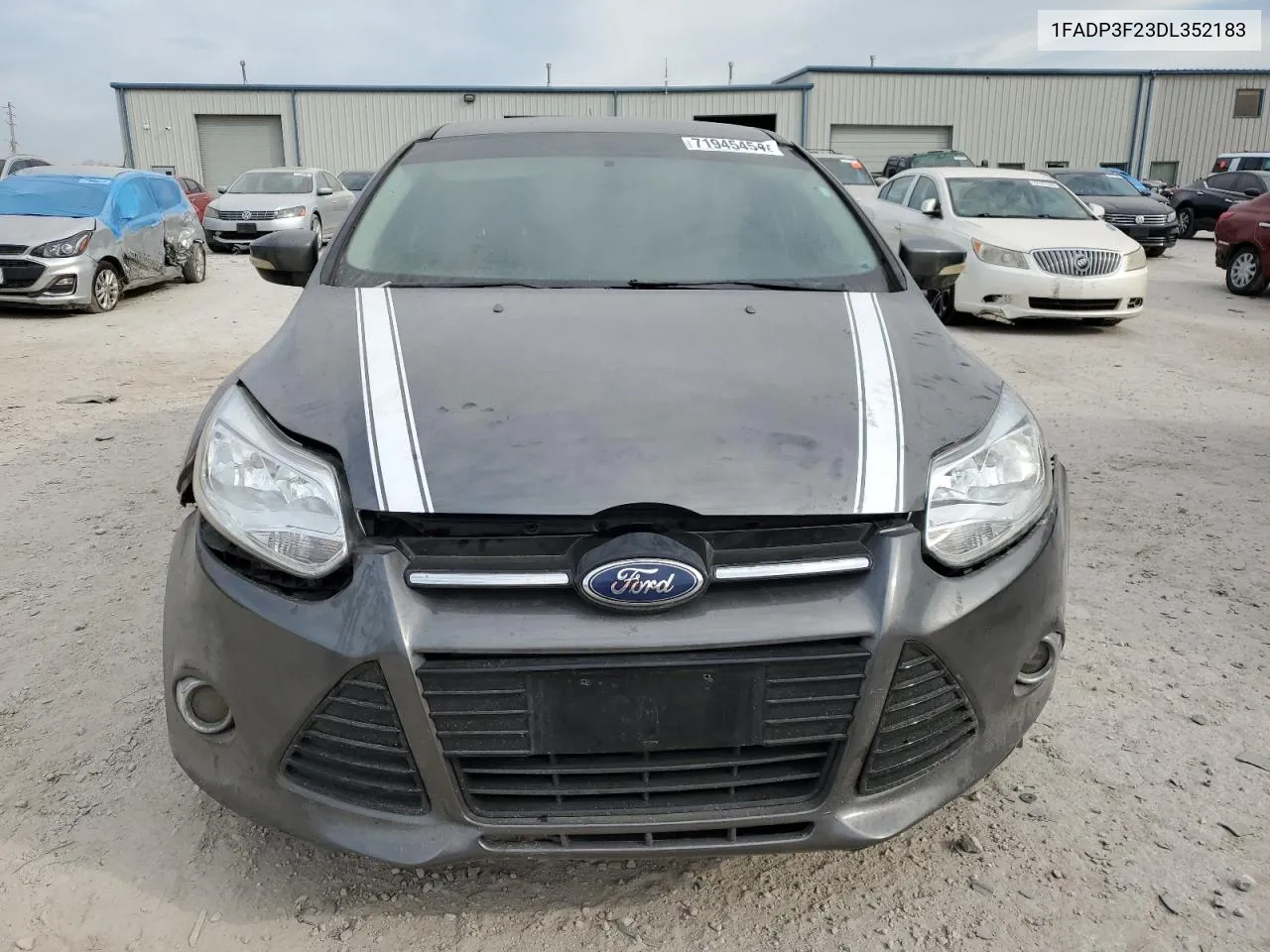 2013 Ford Focus Se VIN: 1FADP3F23DL352183 Lot: 71945454