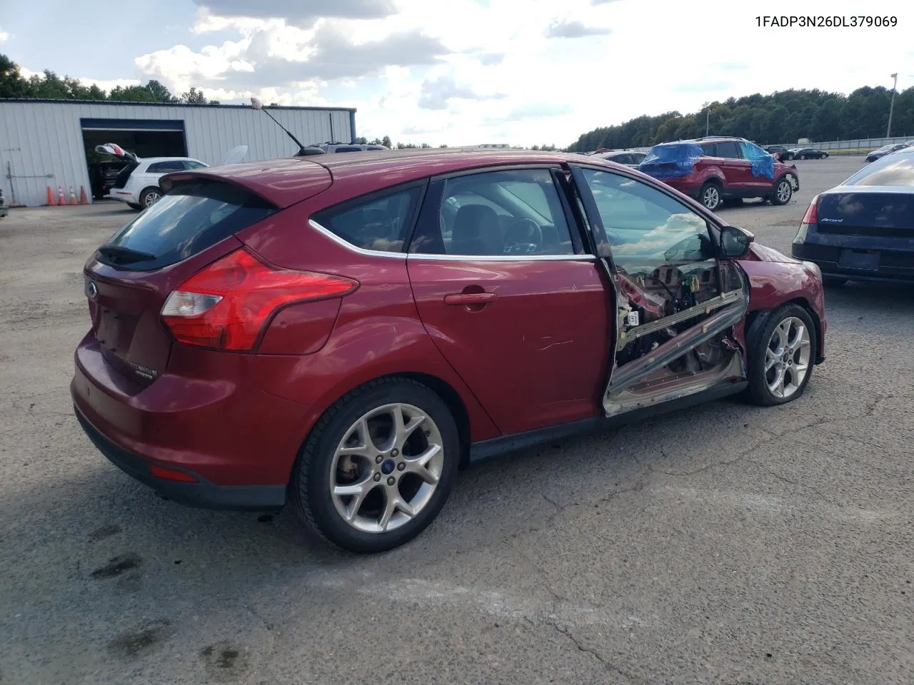 1FADP3N26DL379069 2013 Ford Focus Titanium