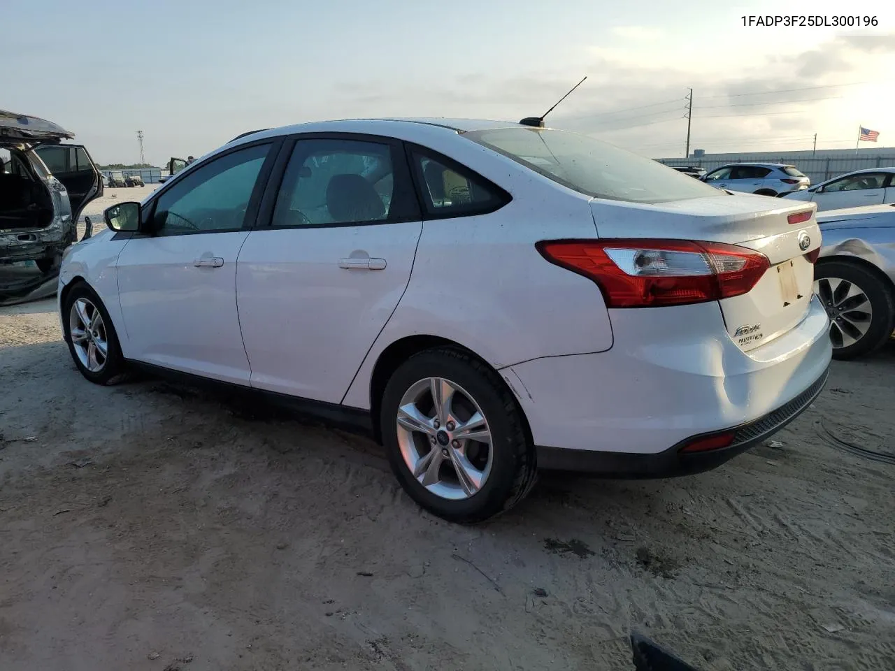 2013 Ford Focus Se VIN: 1FADP3F25DL300196 Lot: 77998994