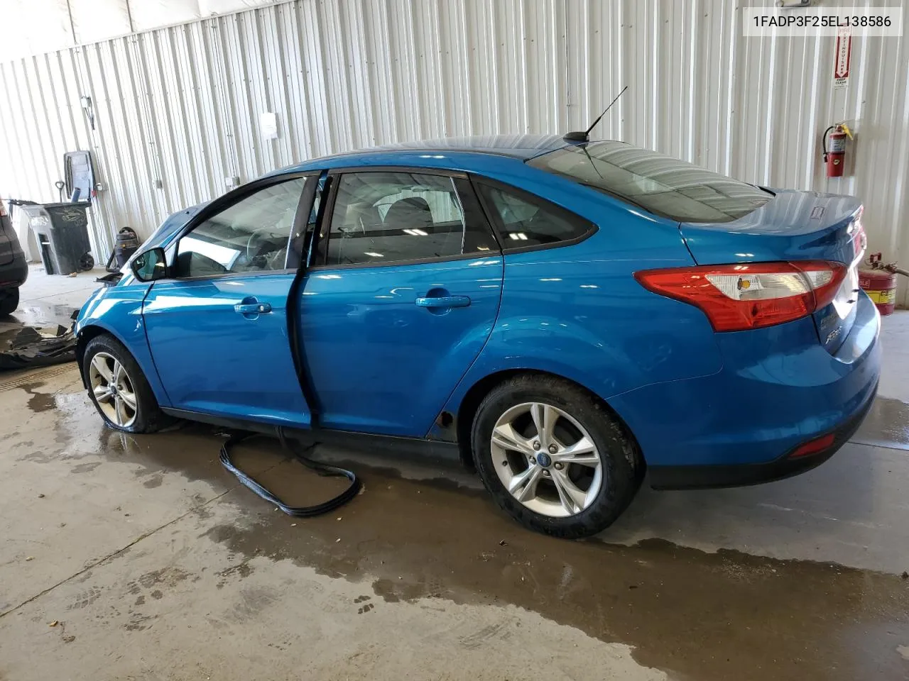 2014 Ford Focus Se VIN: 1FADP3F25EL138586 Lot: 59769464