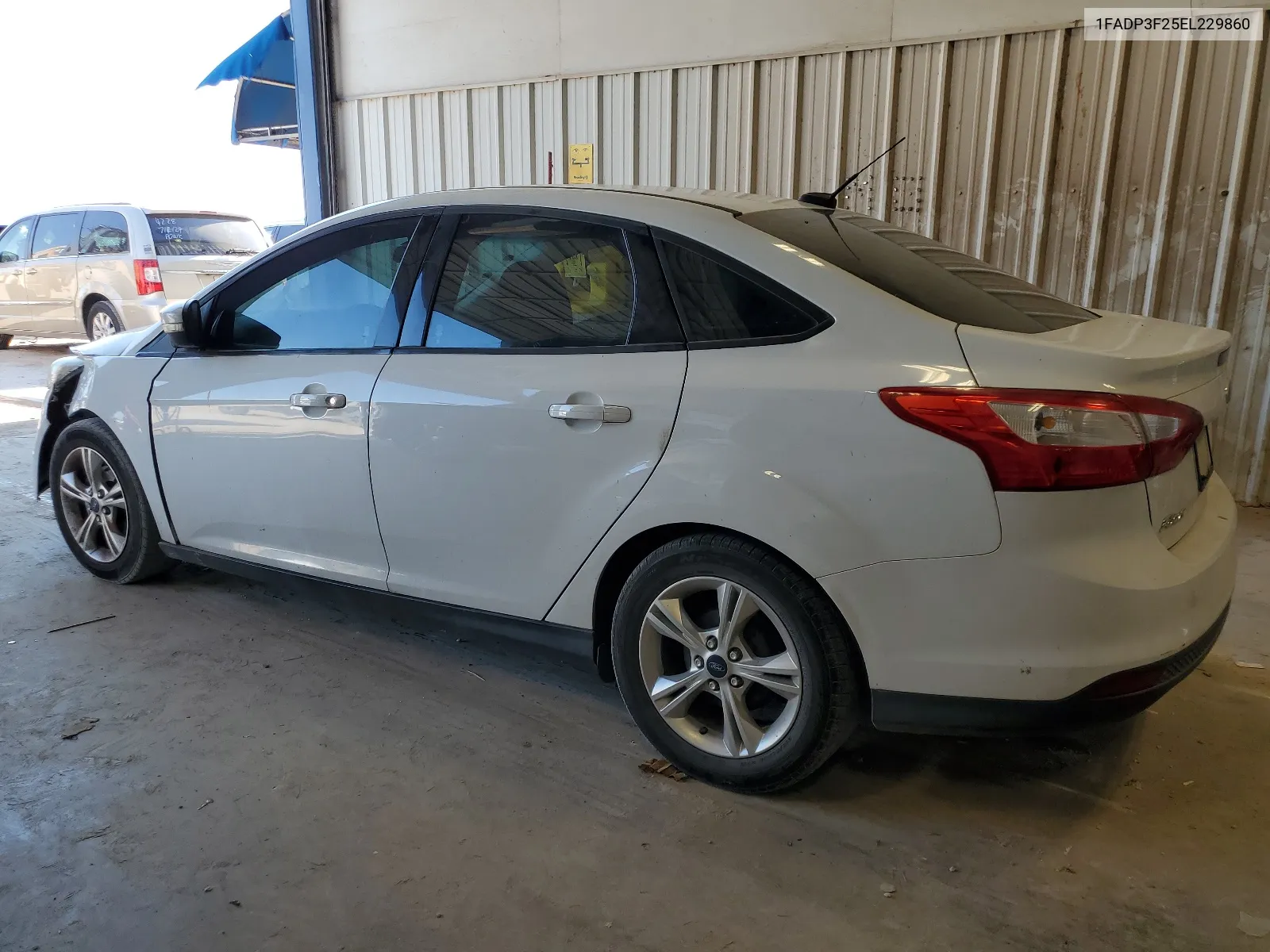 2014 Ford Focus Se VIN: 1FADP3F25EL229860 Lot: 63710154