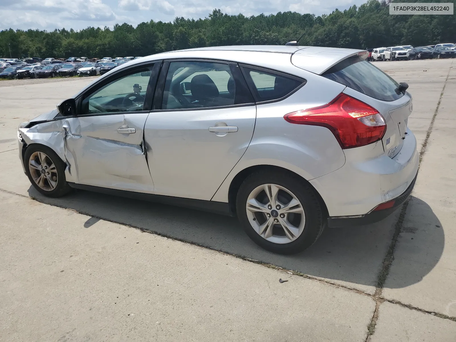 2014 Ford Focus Se VIN: 1FADP3K28EL452240 Lot: 64260874