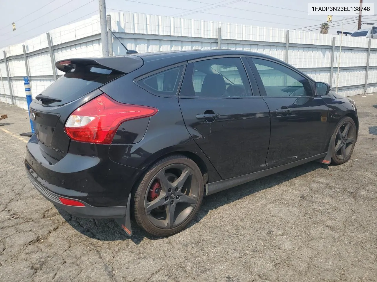 1FADP3N23EL138748 2014 Ford Focus Titanium