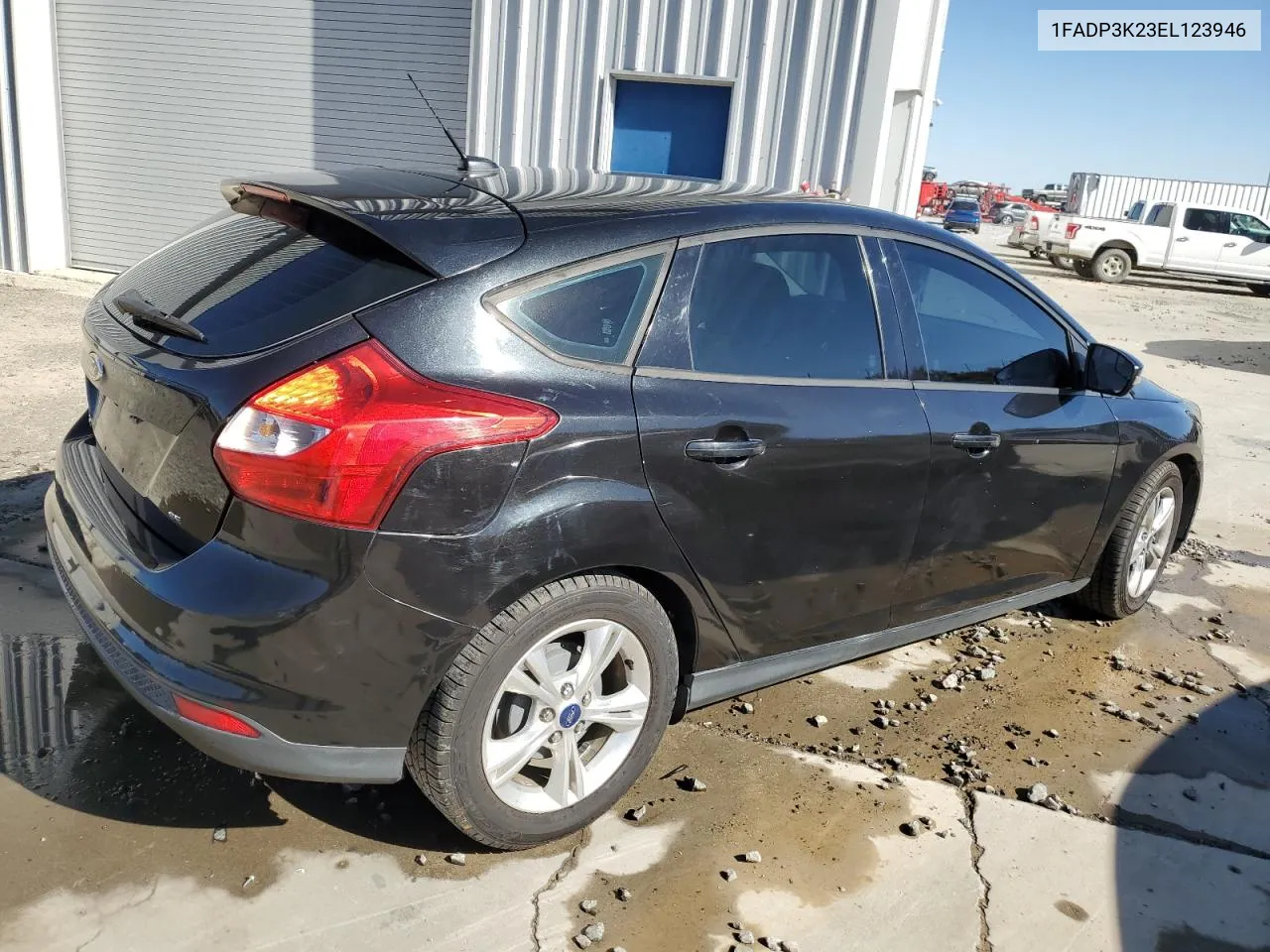 2014 Ford Focus Se VIN: 1FADP3K23EL123946 Lot: 73052344