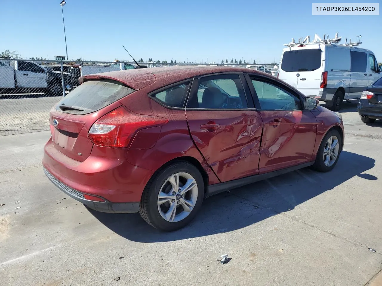 2014 Ford Focus Se VIN: 1FADP3K26EL454200 Lot: 73324134