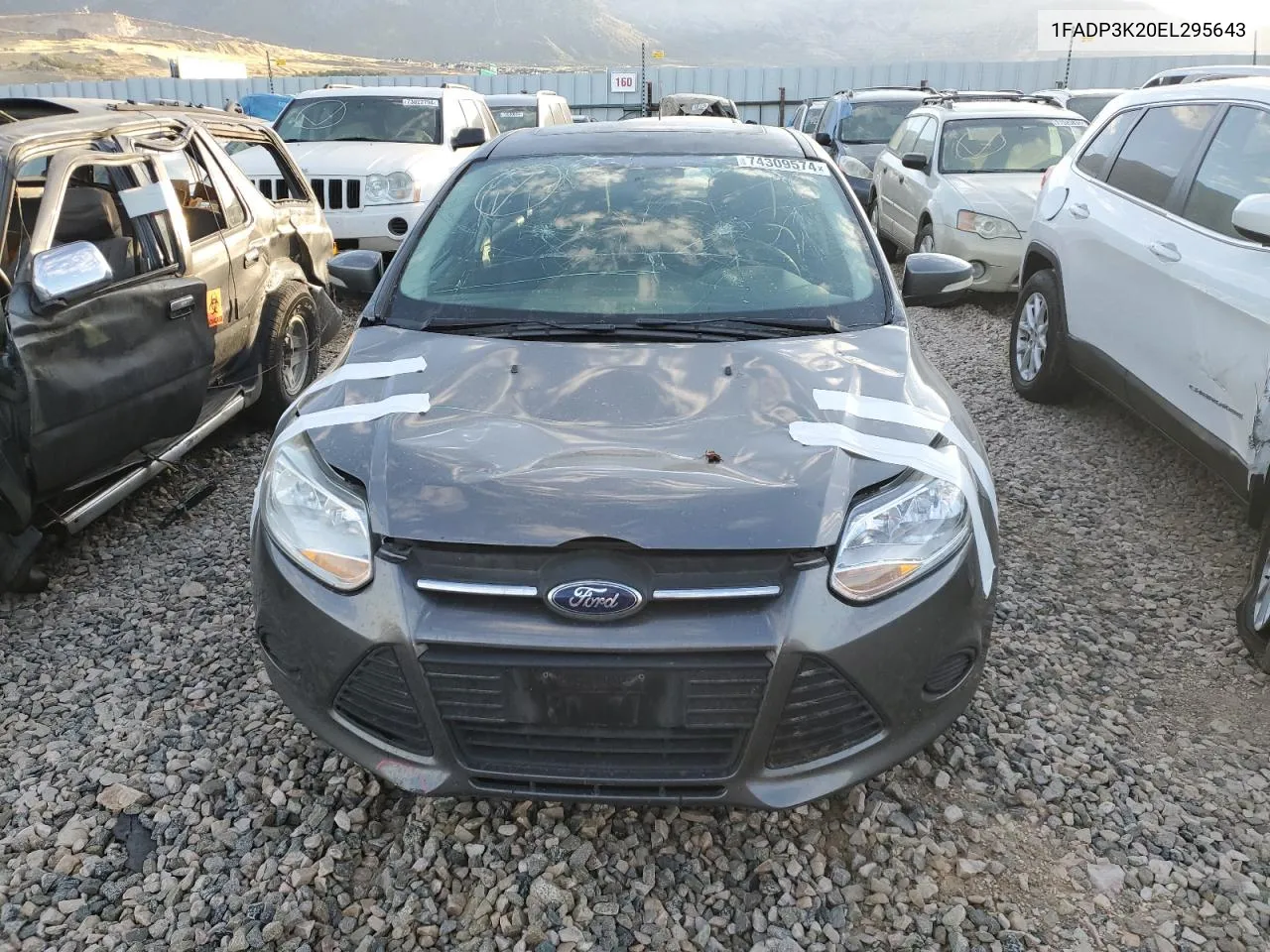 2014 Ford Focus Se VIN: 1FADP3K20EL295643 Lot: 74309574