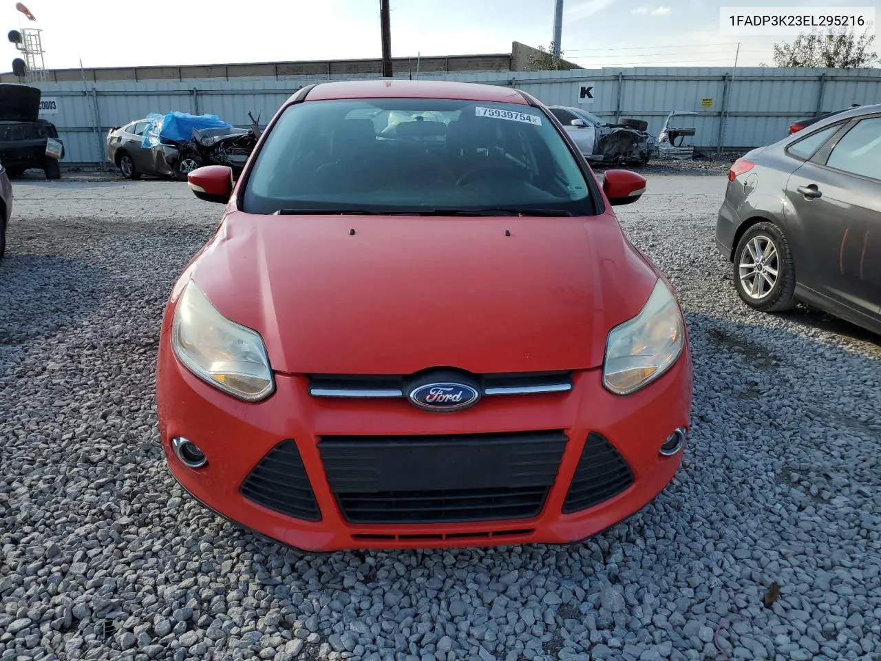 2014 Ford Focus Se VIN: 1FADP3K23EL295216 Lot: 75939754