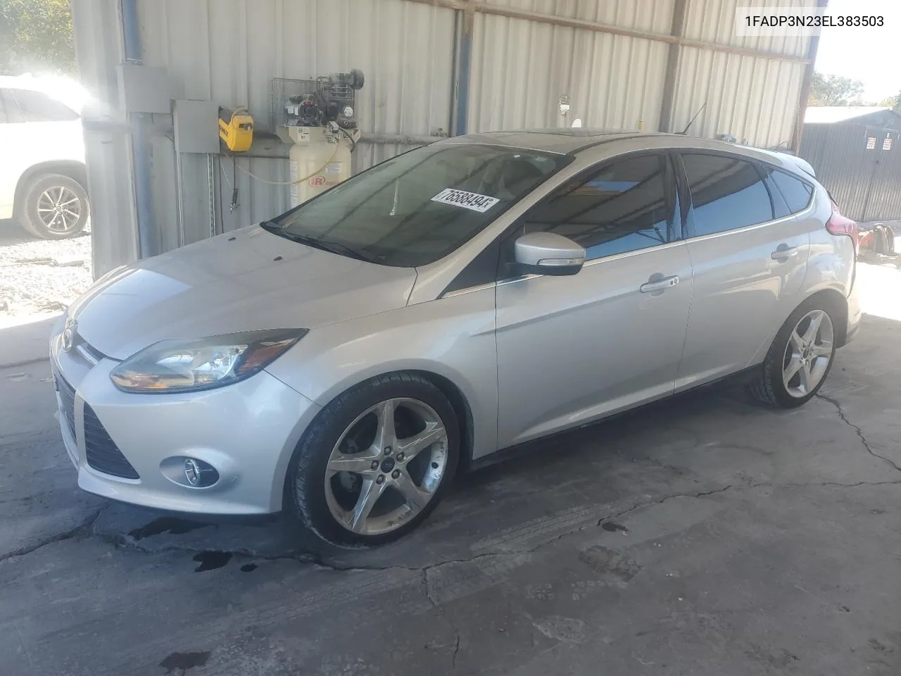 2014 Ford Focus Titanium VIN: 1FADP3N23EL383503 Lot: 76588494