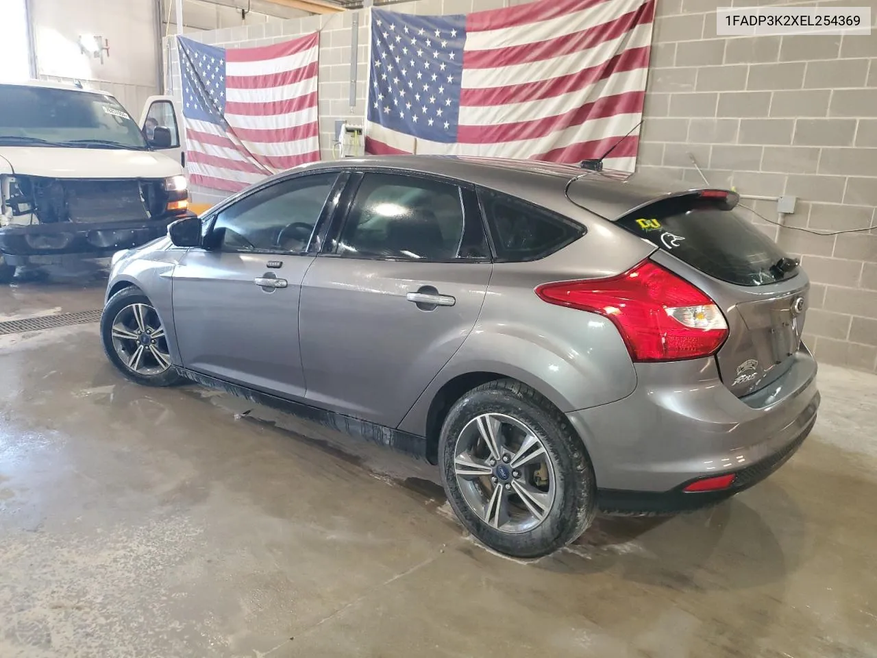 2014 Ford Focus Se VIN: 1FADP3K2XEL254369 Lot: 77128404