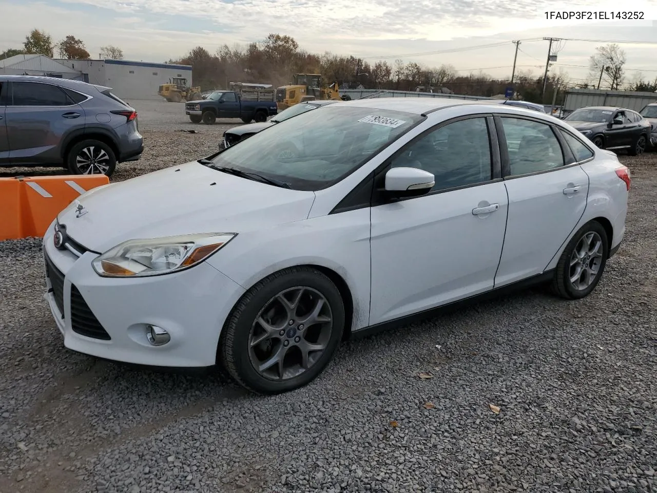 2014 Ford Focus Se VIN: 1FADP3F21EL143252 Lot: 77993634