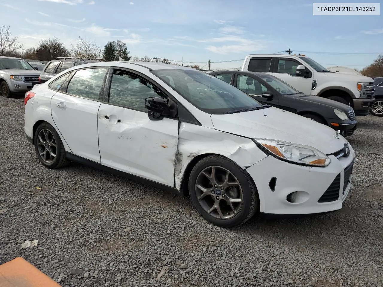 2014 Ford Focus Se VIN: 1FADP3F21EL143252 Lot: 77993634