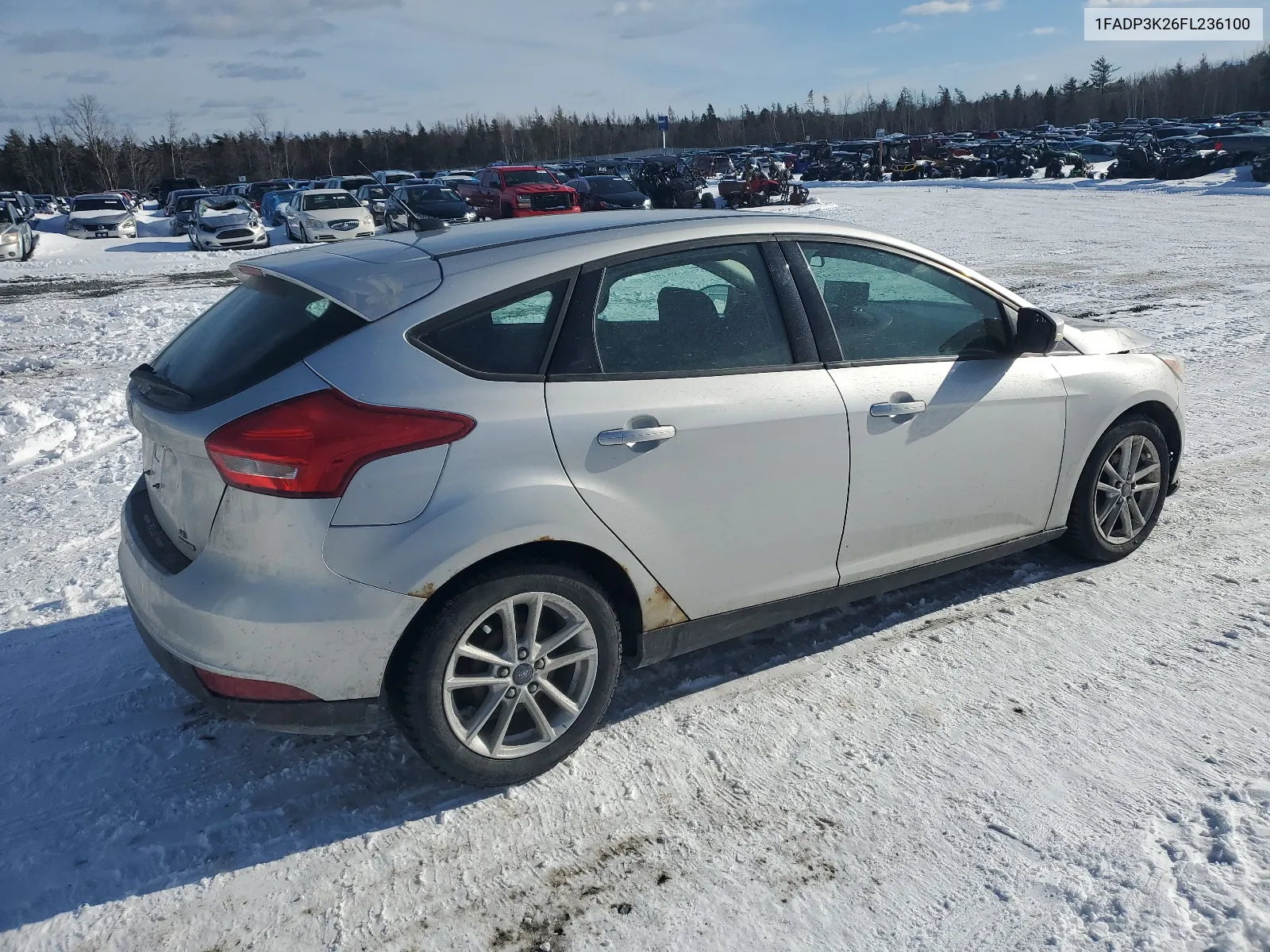 2015 Ford Focus Se VIN: 1FADP3K26FL236100 Lot: 42969944