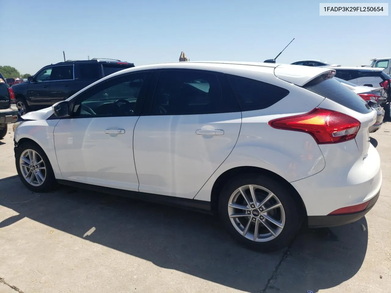 2015 Ford Focus Se VIN: 1FADP3K29FL250654 Lot: 57767284