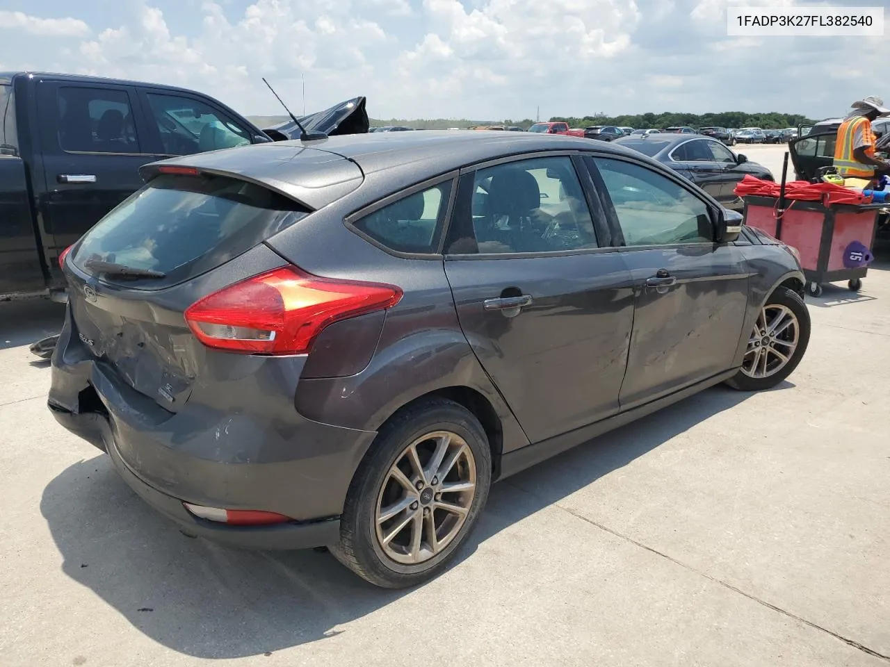 1FADP3K27FL382540 2015 Ford Focus Se