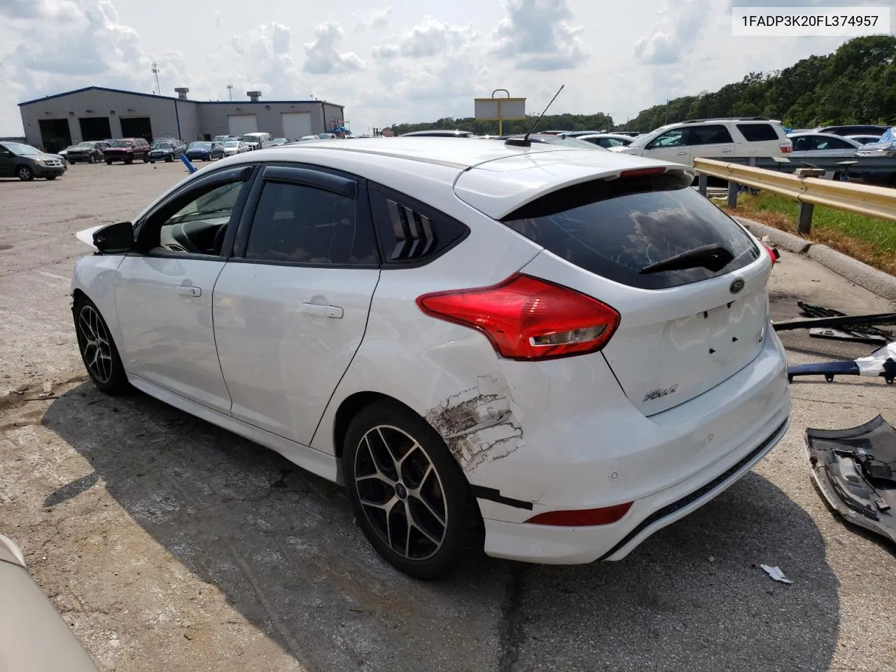 1FADP3K20FL374957 2015 Ford Focus Se