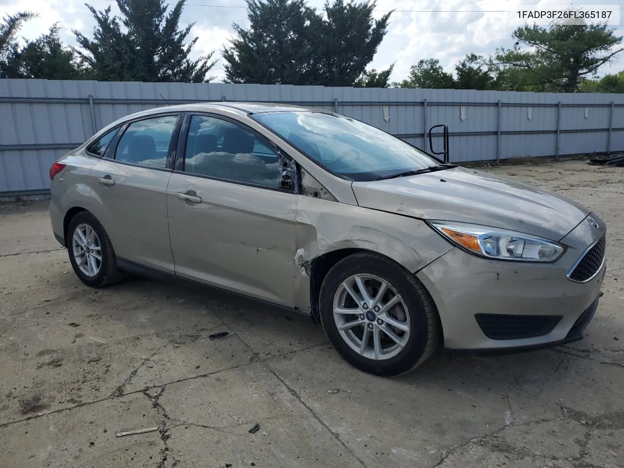 1FADP3F26FL365187 2015 Ford Focus Se