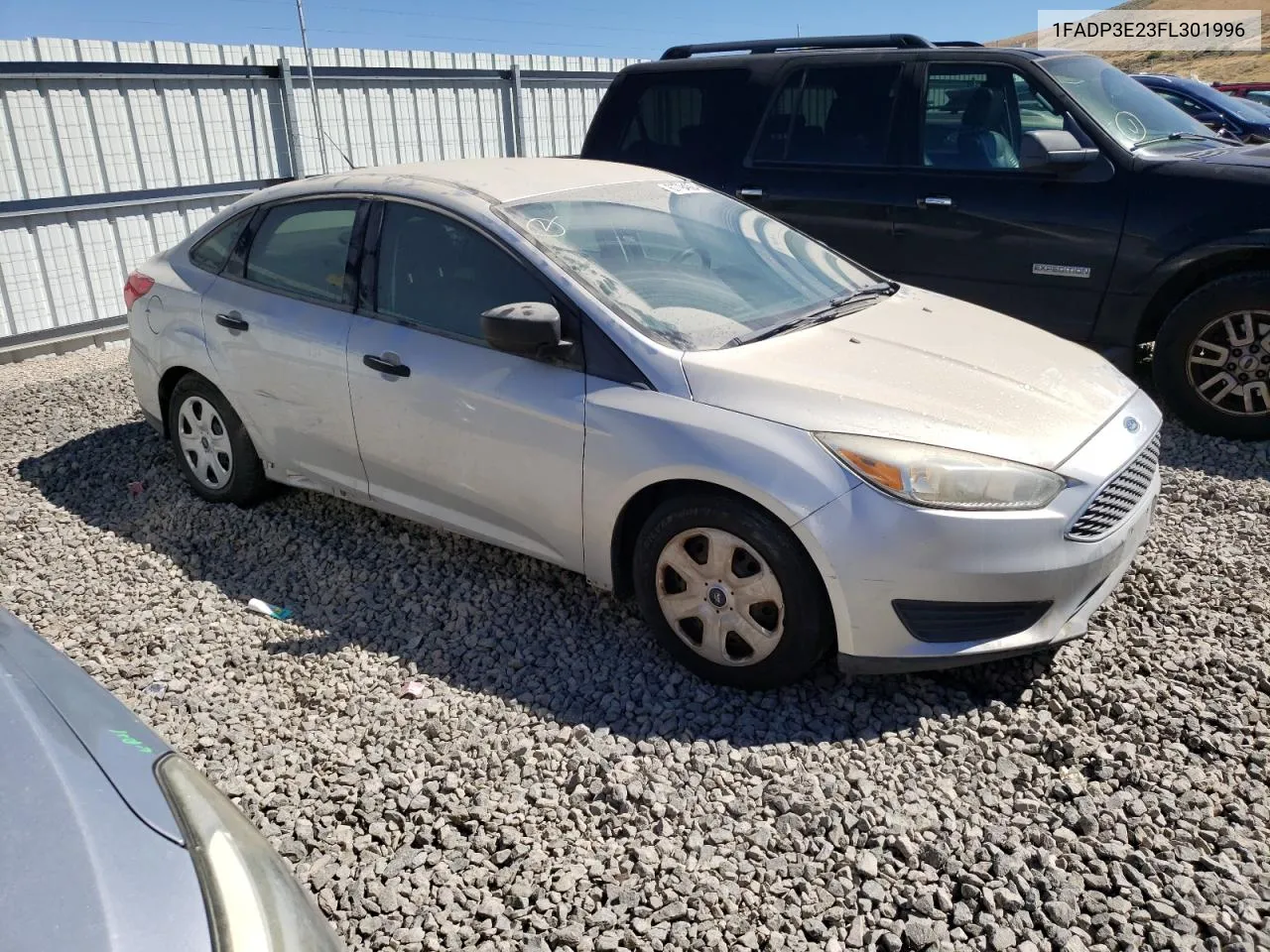 2015 Ford Focus S VIN: 1FADP3E23FL301996 Lot: 67794094