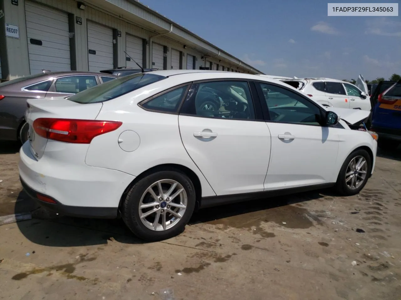 1FADP3F29FL345063 2015 Ford Focus Se