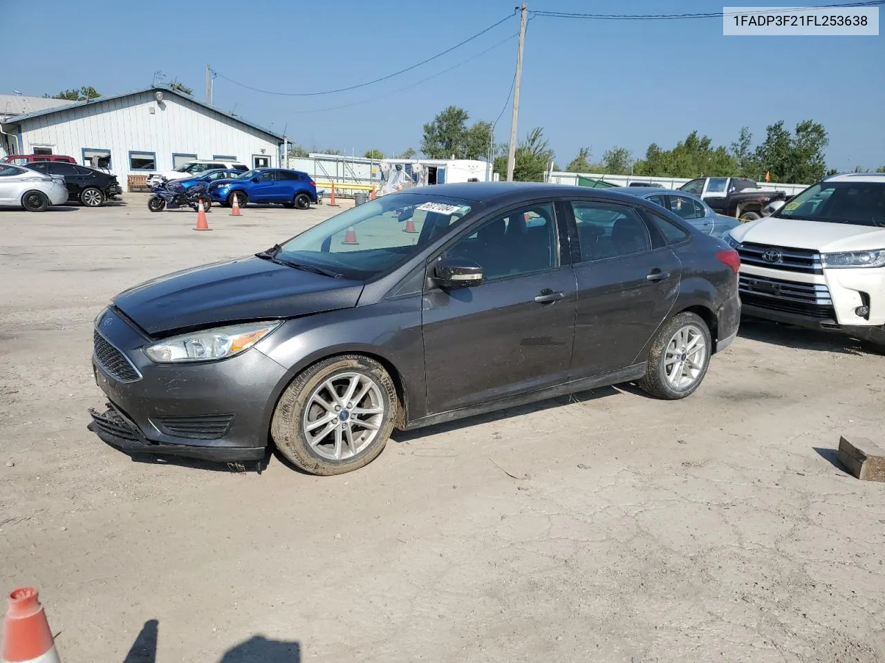 2015 Ford Focus Se VIN: 1FADP3F21FL253638 Lot: 68721084