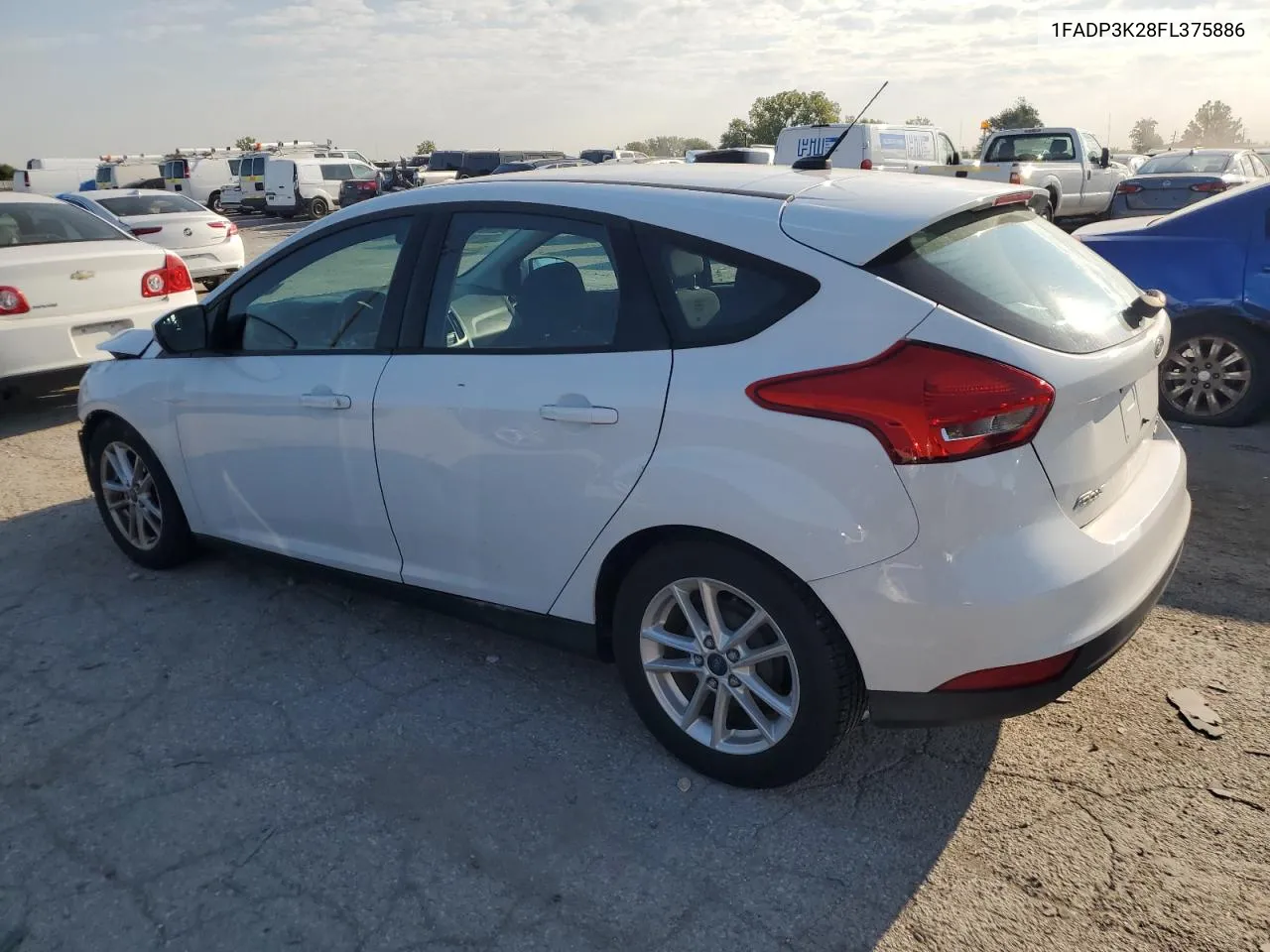 1FADP3K28FL375886 2015 Ford Focus Se