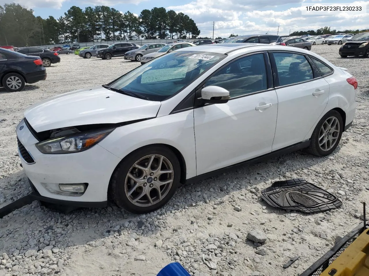 2015 Ford Focus Se VIN: 1FADP3F23FL230233 Lot: 70171344