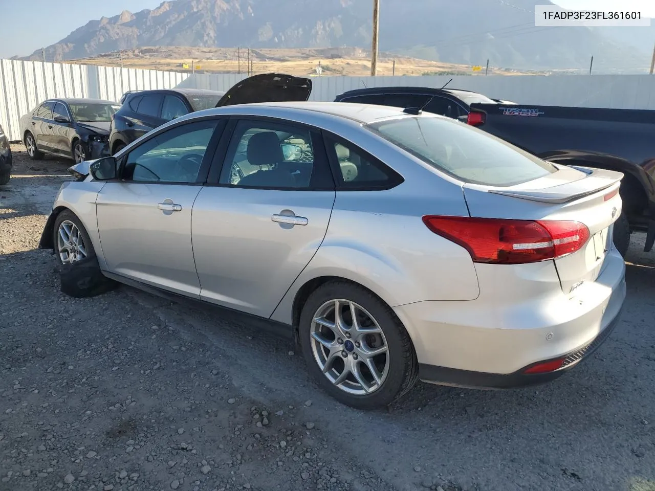 2015 Ford Focus Se VIN: 1FADP3F23FL361601 Lot: 70286134