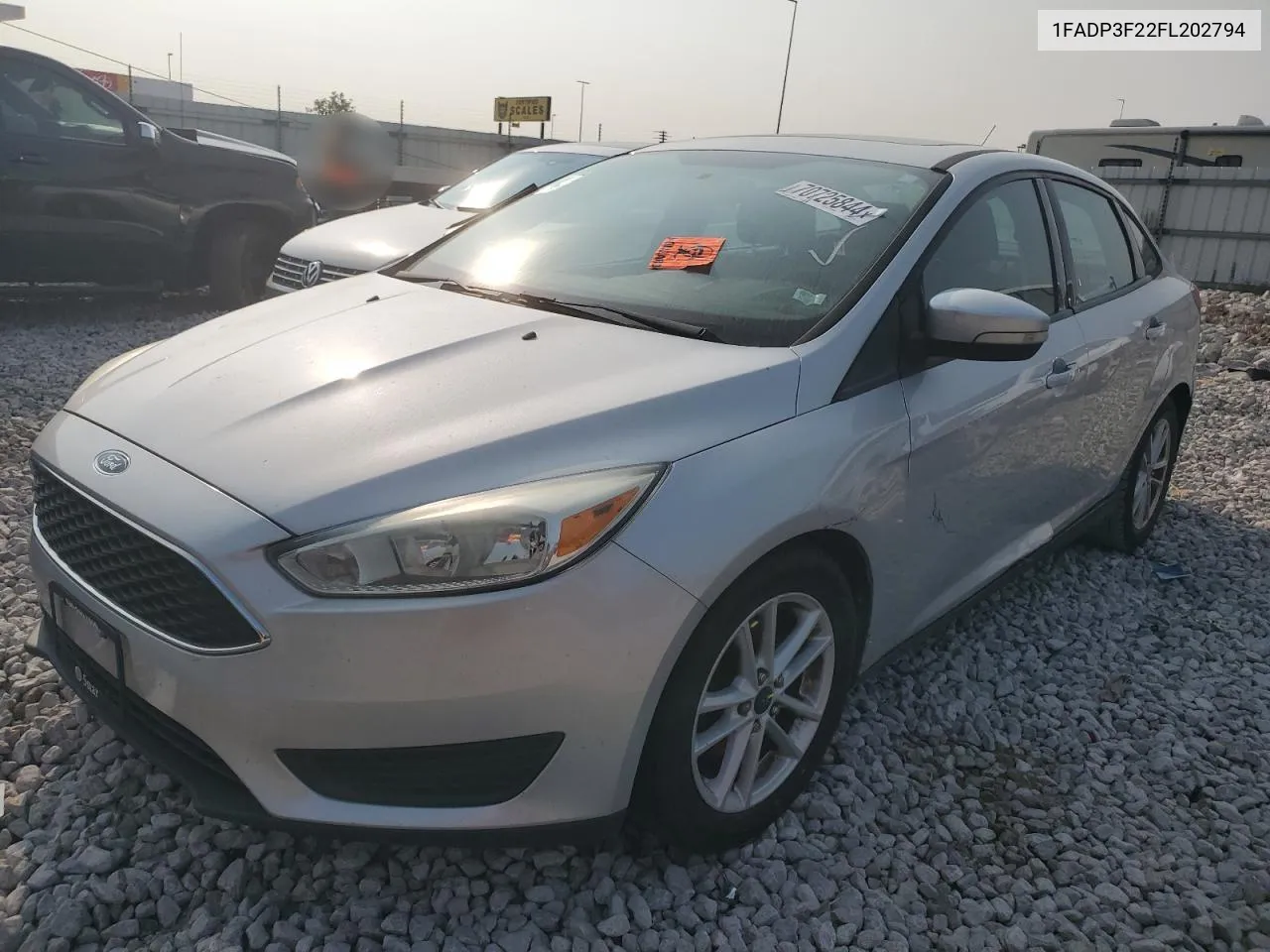 2015 Ford Focus Se VIN: 1FADP3F22FL202794 Lot: 70725844