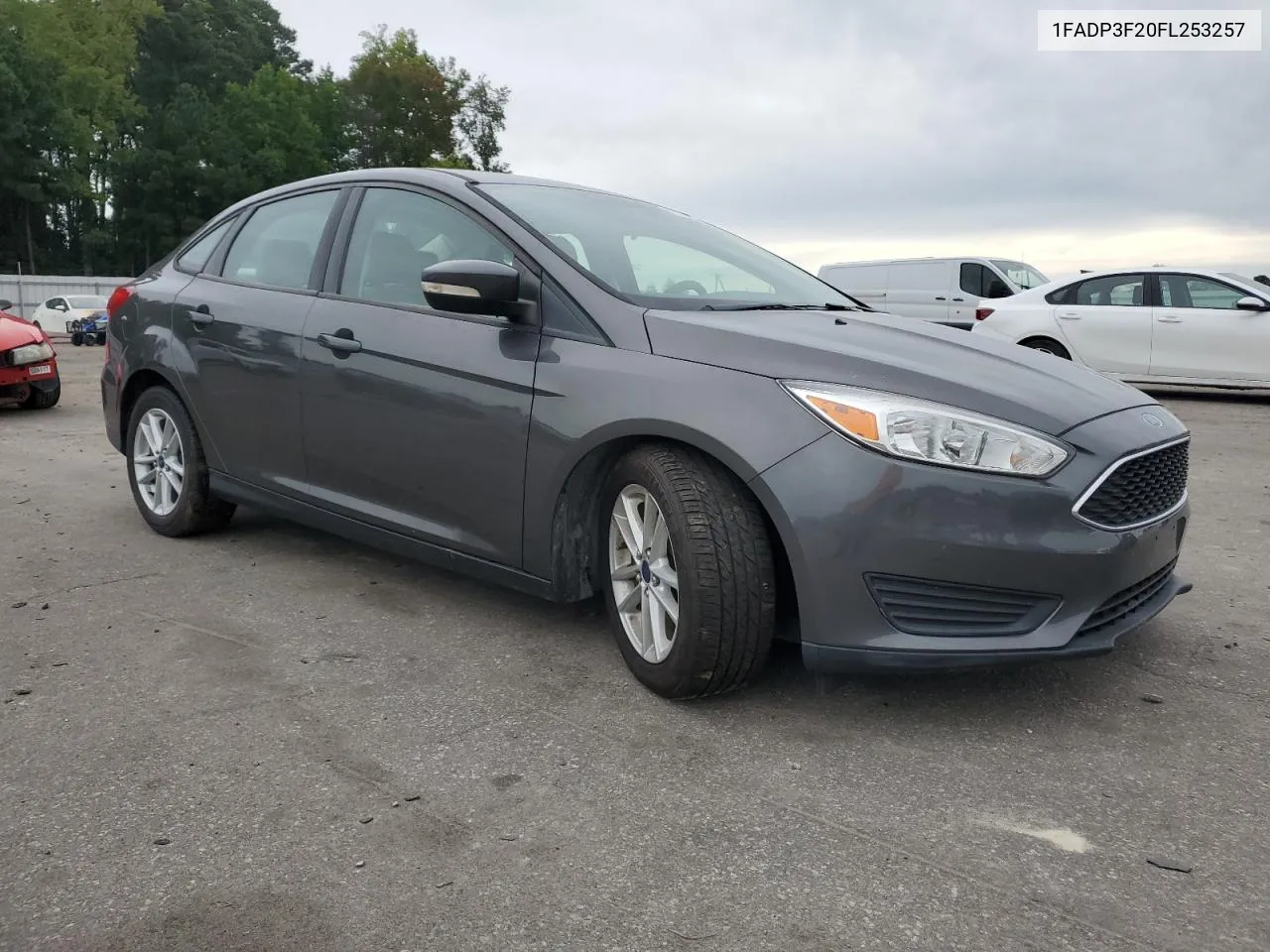 2015 Ford Focus Se VIN: 1FADP3F20FL253257 Lot: 72722544