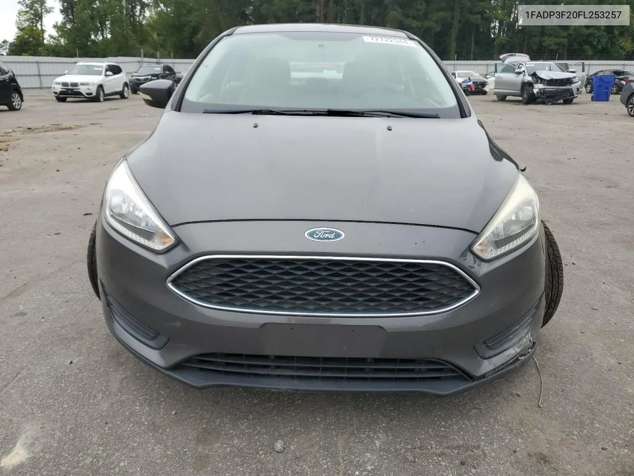 2015 Ford Focus Se VIN: 1FADP3F20FL253257 Lot: 72722544