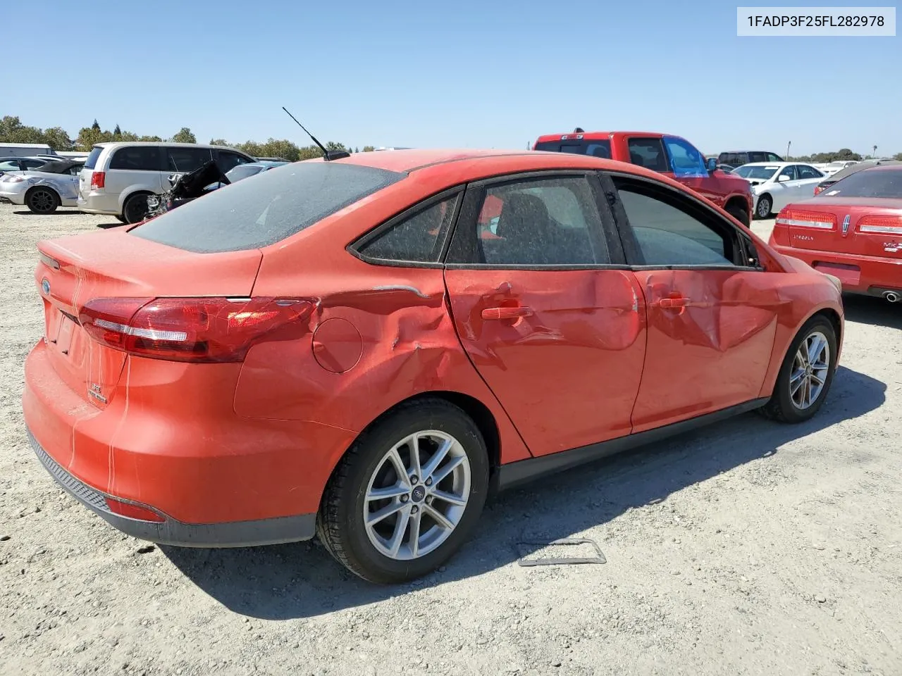 2015 Ford Focus Se VIN: 1FADP3F25FL282978 Lot: 73115624