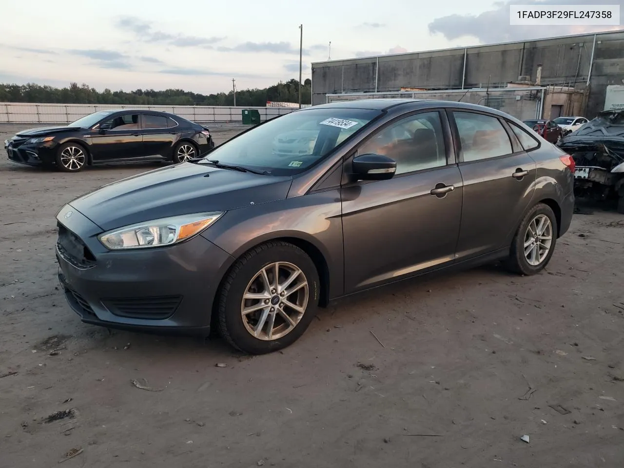 2015 Ford Focus Se VIN: 1FADP3F29FL247358 Lot: 74419534