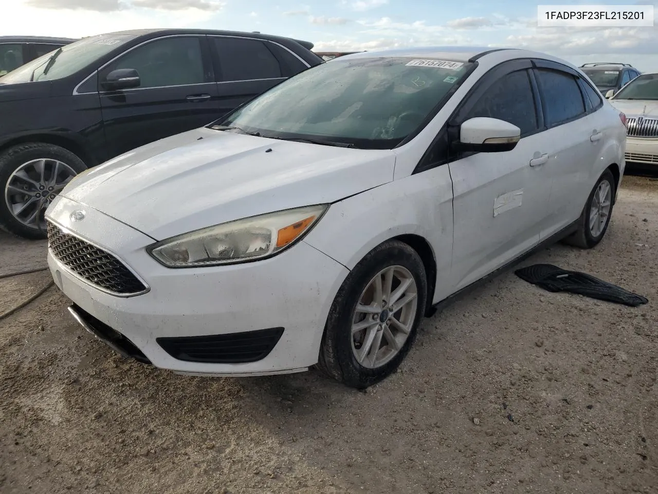 2015 Ford Focus Se VIN: 1FADP3F23FL215201 Lot: 76157074