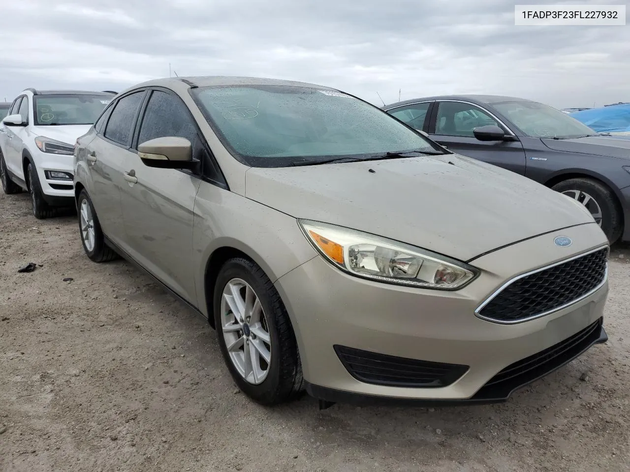 1FADP3F23FL227932 2015 Ford Focus Se