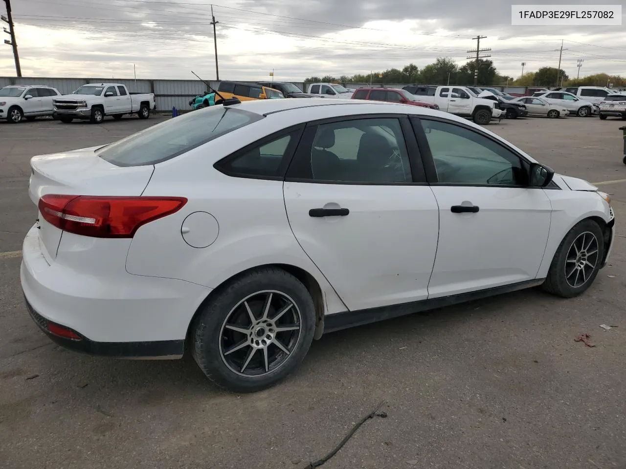 2015 Ford Focus S VIN: 1FADP3E29FL257082 Lot: 76403314